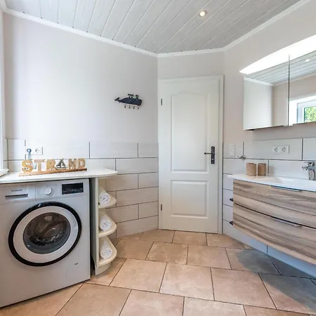Holiday home Kliff 21